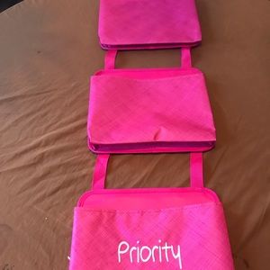 Thirty One Oh Snap Pockets